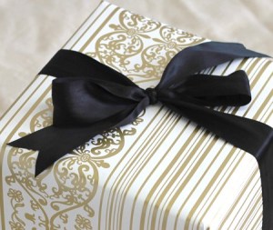 house-home-gift-wrapping-ideas-gwen-mcauley-spersaud