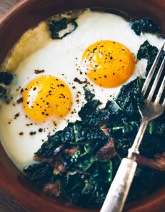 BakedEggs-8868_V1_closeup