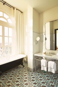 8-american-trade-hotel-panama-city-yatzer