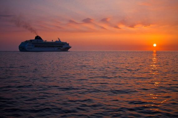 1024x683xcruiseship_jpg_pagespeed_ic_j7r2rHFSvM