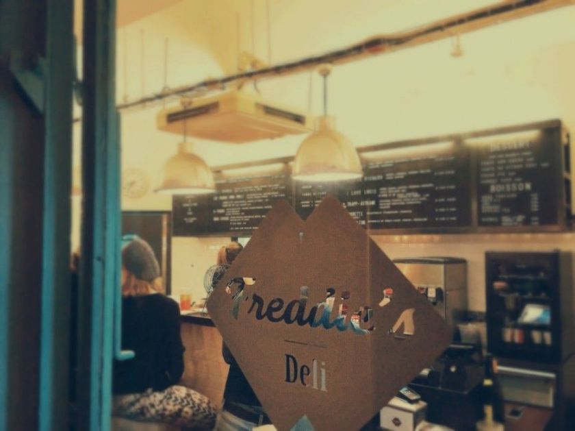 930x697xFreddiesdeli-930x697_jpg_pagespeed_ic_Mt2QqfHmnT-UrRWsQsip