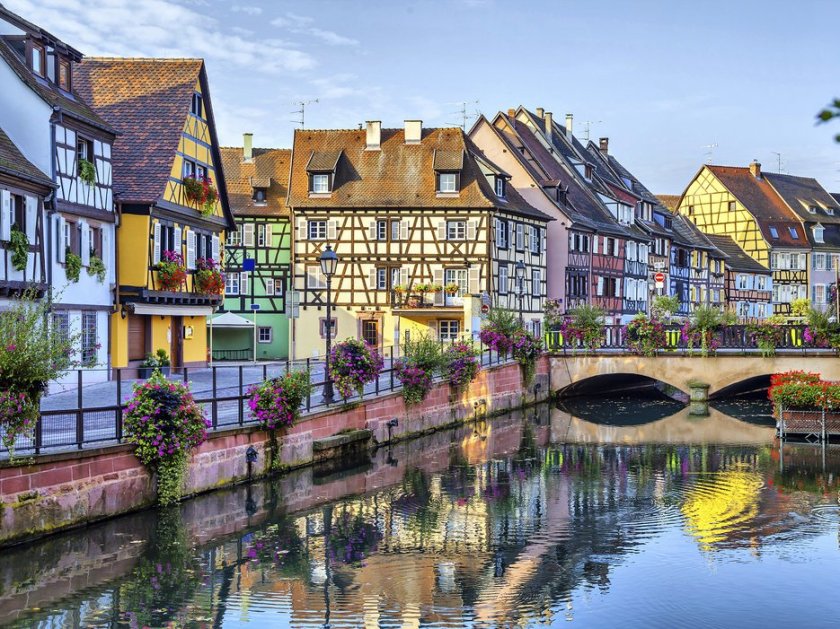 5653456c96771ce632e46bf7_colmar-alsace-france-cr-getty