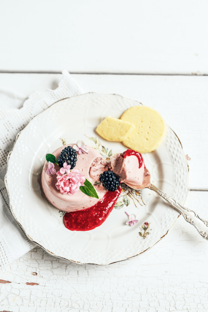 strawberrypannacottad-1