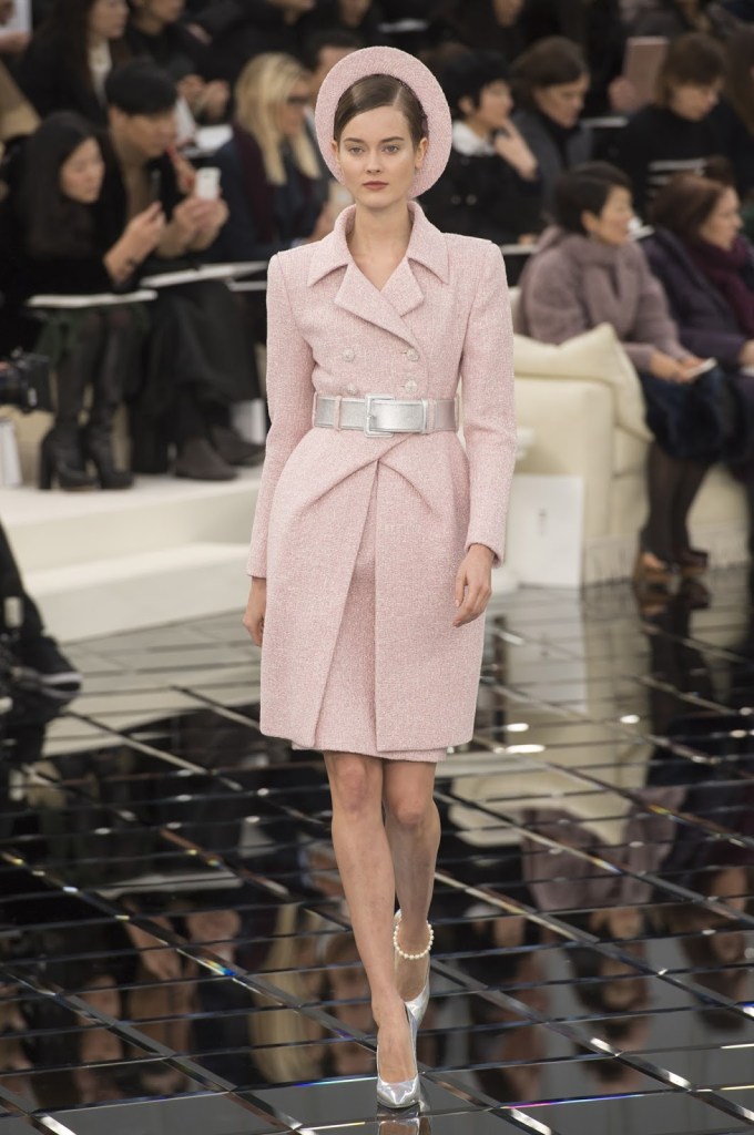 chanel-hc-rs17-0102-1